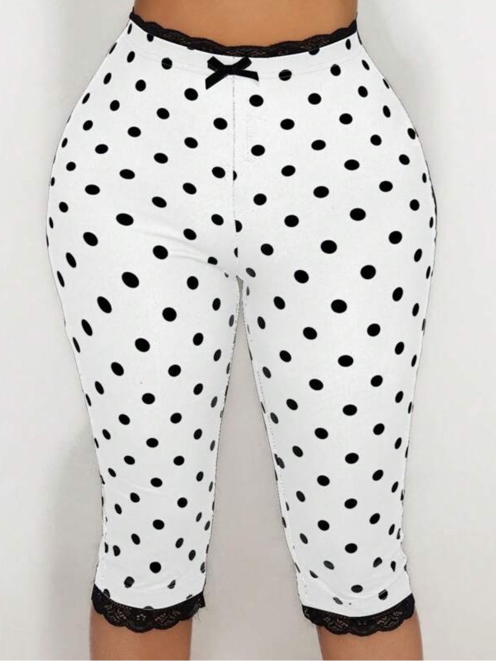 Boutique White Polka Dot Cropped Leggings with Black Lace